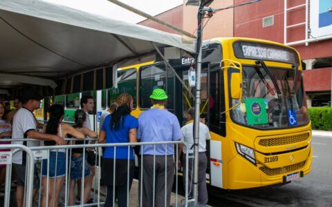 Imagem do post Foliões elogiam Expresso Salvador e explicam preferência pelo serviço no Carnaval