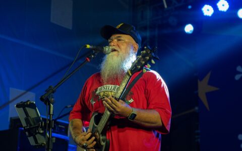 Imagem do post Márcio Mello anima público no Pelourinho com seu “rock furioso”