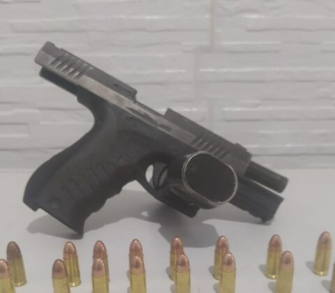 Imagem do post PM detém um homem com arma de fogo em Vila Sauípe