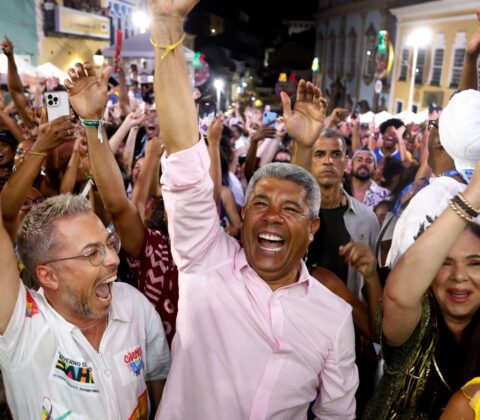 Imagem do post Pelourinho pausa Carnaval para assistir premiação de “Ainda Estou Aqui” no Oscar 2025