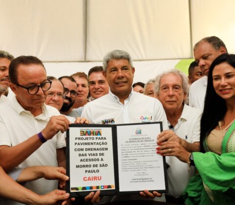 Imagem do post Pausa na folia: Governador autoriza projetos para impulsionar o turismo na Ilha de Tinharé, em Cairu