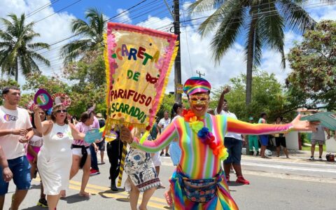 Imagem do post Cortejo cultural marca início da Virada do Carnaval em Arembepe