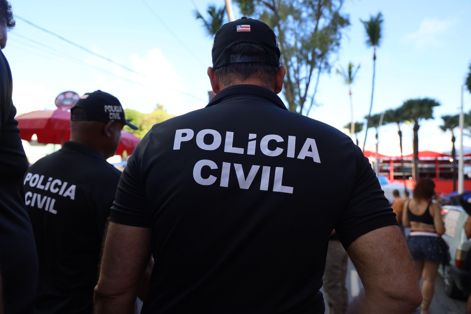 Homem é preso por agressão a mulher no circuito do Carnaval