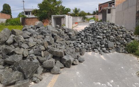 Imagem do post Seinfra refaz canal rompido no Parque das Mangabas 