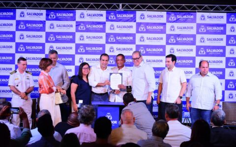 Imagem do post Bruno Reis empossa novos secretários da Semop e Semge e superintendente da Transalvador