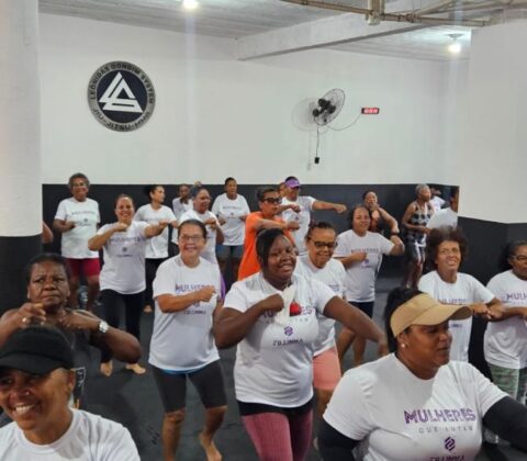 Imagem do post Projeto Mulheres que Lutam inicia aulas de artes marciais em Salvador para mulheres com mais de 45 anos