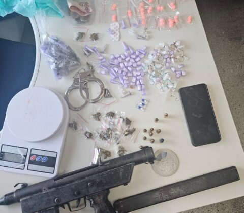 Imagem do post Submetralhadora artesanal é apreendida pela PM na Suburbana