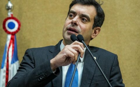 Imagem do post Após críticas de Rosemberg, deputado sai em defesa de ACM Neto