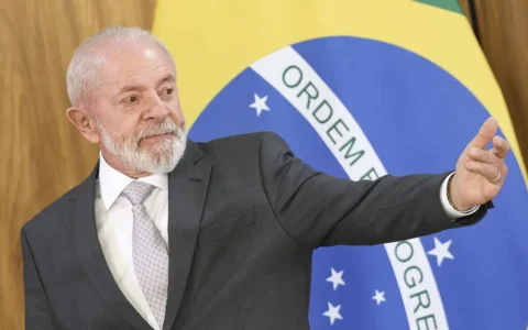 Imagem do post Em busca de acordos, Lula e autoridades embarcam para Ásia