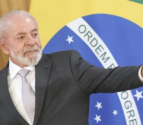 Imagem do post Em busca de acordos, Lula e autoridades embarcam para Ásia