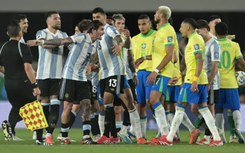 Imagem do post VÍDEO: Ídolo do penta critica a Seleção Brasileira após goleada: “Me sinto envergonhado”