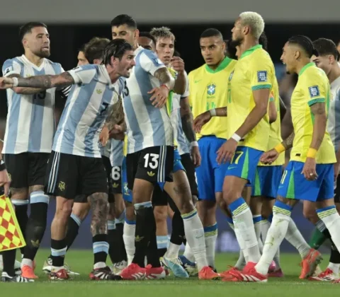 Imagem do post VÍDEO: Ídolo do penta critica a Seleção Brasileira após goleada: “Me sinto envergonhado”