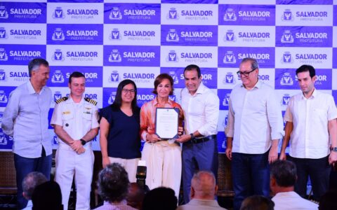 Imagem do post Bruno Reis anuncia criação da Secretaria do Mar e empossa Andrea Mendonça como titular