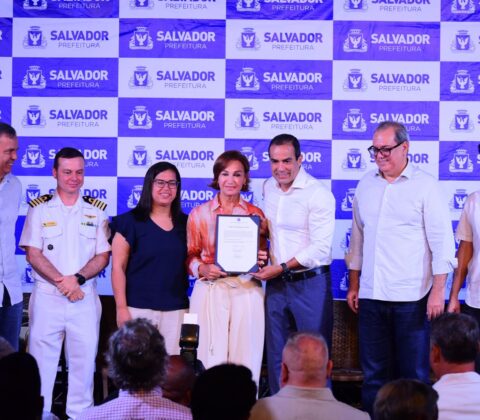 Imagem do post Bruno Reis anuncia criação da Secretaria do Mar e empossa Andrea Mendonça como titular