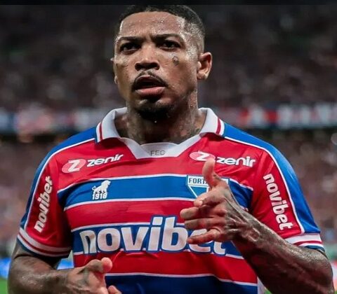 Imagem do post Após rumores, Marinho se manifesta sobre possível retorno ao Vitória