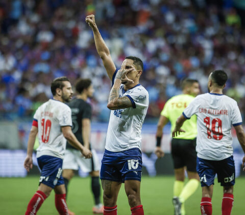 Imagem do post Gilberto celebra gol no Brasileirão, mas já foca em partida contra o Inter