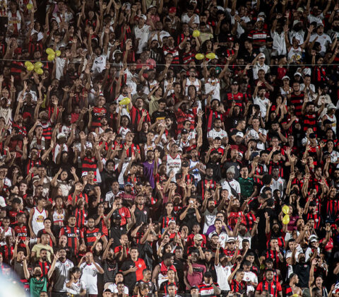 Imagem do post Após torcedores baterem boca com imprensa, Vitória cita “geografia do Barradão”