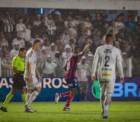 Imagem do post Em jogo intenso, Santos e Bahia empatam em 2 a 2 na Vila Belmiro