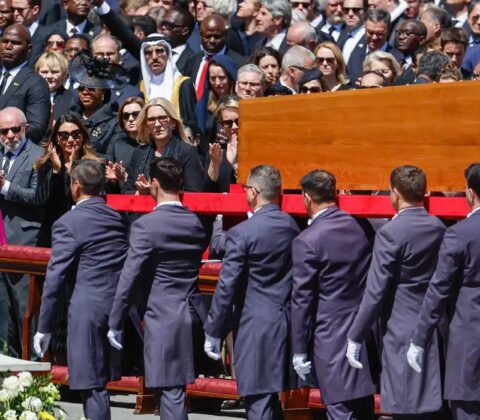 Imagem do post “Que o próximo Papa seja igual a ele”, diz Lula sobre Francisco