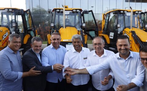 Imagem do post Governo da Bahia reforça enfrentamento à seca com entrega de equipamentos