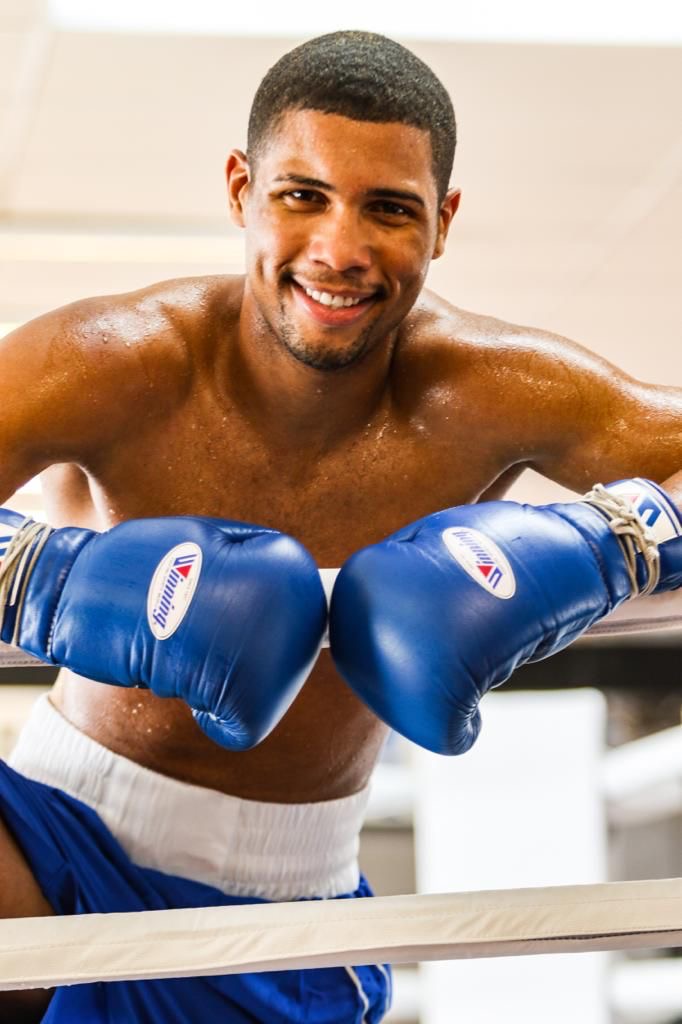 Boxe: saiba quando baiano Hebert Conceição fará estreia nos EUA
