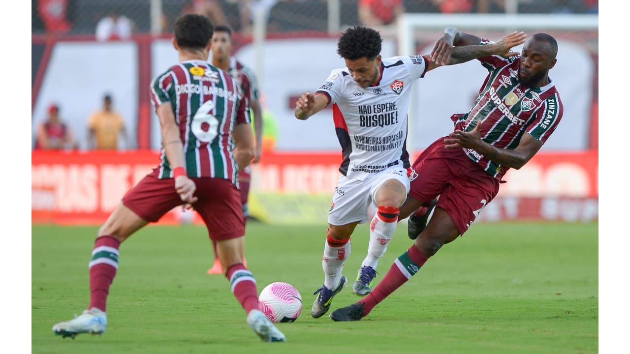 Vitória encara o Fluminense no Maracanã e busca embalar no Brasileirão após primeiro triunfo; confira onde assistir e arbitragem