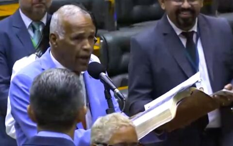 Imagem do post Deputado baiano manda recado a Trump sobre tarifaço: “Sou um doido”