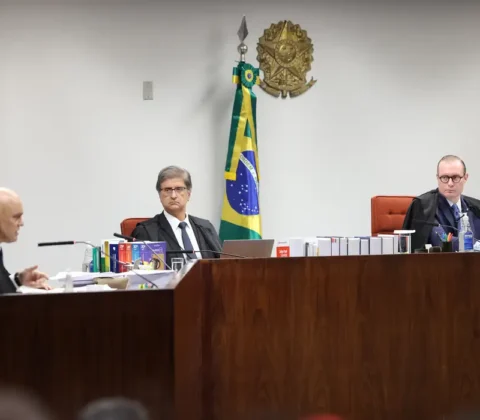 Imagem do post STF decide se mais seis denunciados pela trama golpista viram réus