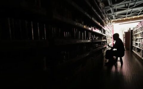 Imagem do post Rio Vermelho fica sem energia após fortes chuvas