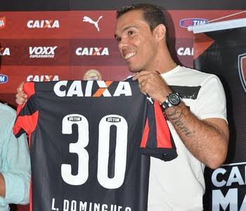 Imagem do post Morre o ex-jogador Leandro Domingues aos 41 anos