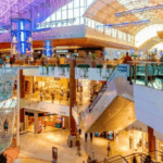 Feriado dos Comerciários altera funcionamento de centros comerciais; confira