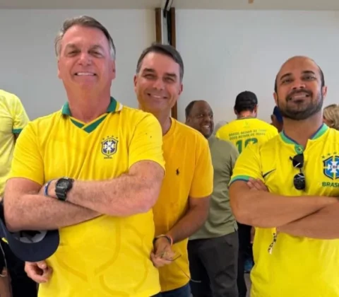 Imagem do post Capitão Alden participa de ato por anistia aos presos do 8 de janeiro na Paulista