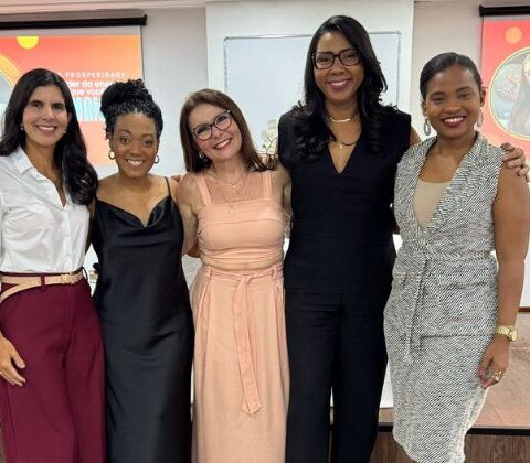 Imagem do post Comunidade MAM fortalece mulheres empresárias com treinamento sobre vendas, mentalidade financeira e saúde mental