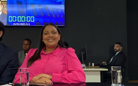 Imagem do post Vereadora cobra Terminal de Campinas de Pirajá e ameaça protestar com “bolo de aniversário”