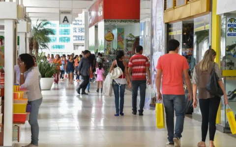 Imagem do post Comércio cresce 0,5% em fevereiro e atinge maior patamar da história