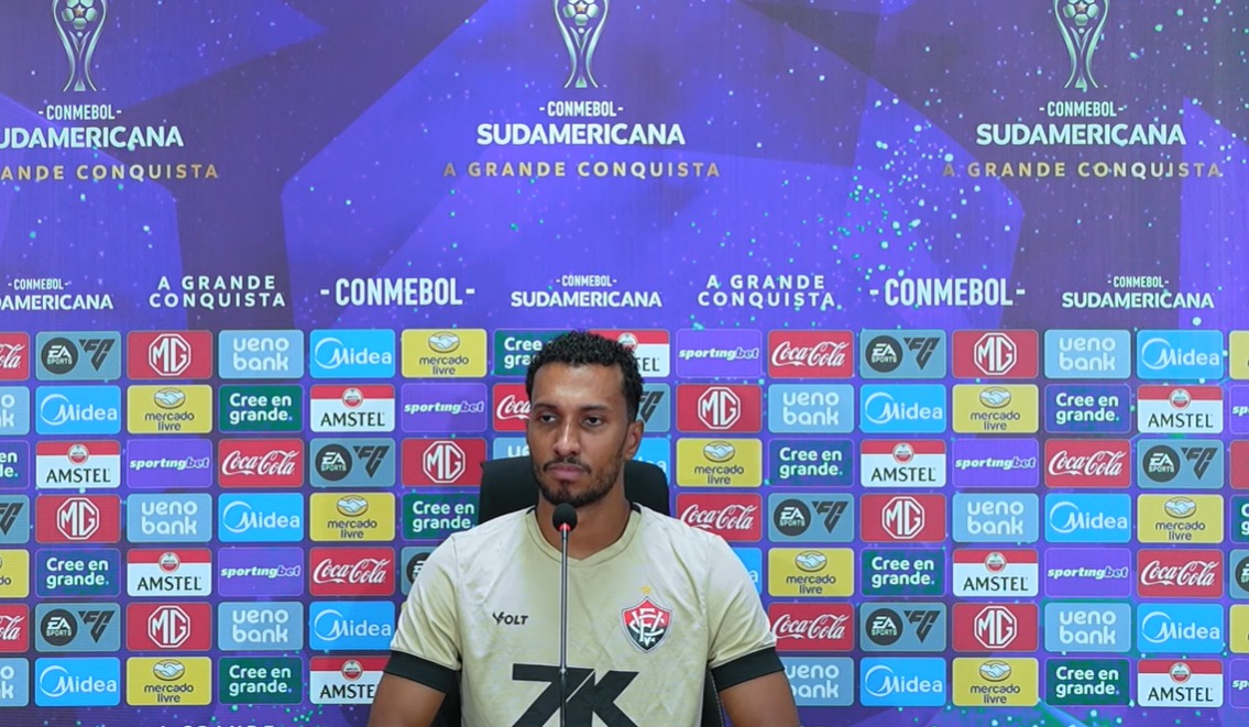 “Momento de muita alegria”, diz Lucas Braga após gol marcado contra o Fluminense