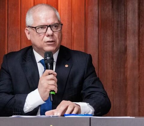 Imagem do post Presidente do INSS é exonerado após suspeita de fraudes 