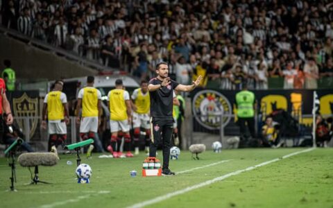 Imagem do post “Acho que a partida que nós fizemos foi muito boa”, diz auxiliar sobre atuação do Vitória