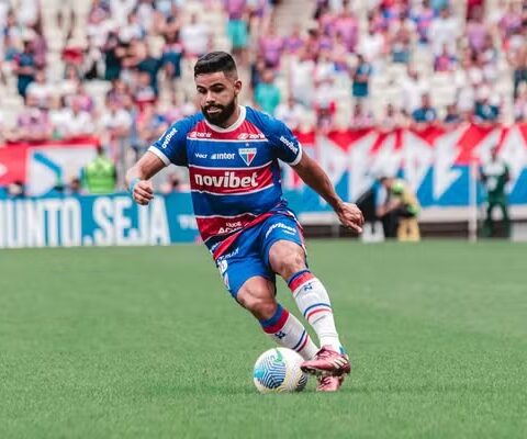 Imagem do post Vitória tem negociações avançadas com lateral do Fortaleza, diz site