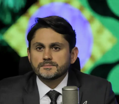 Imagem do post PGR denuncia ministro das Comunicações por desvio de emendas