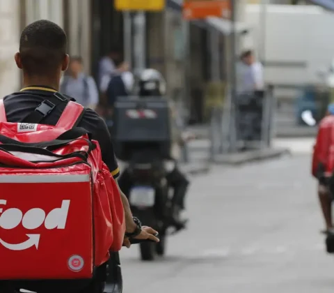 Imagem do post Entenda as diferenças entre trabalhador informal, MEI, autônomo e CLT