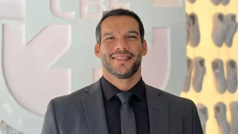 Samir Xaud é eleito novo presidente da CBF e assume mandato até 2029