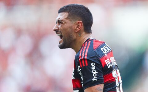 Imagem do post Arrascaeta é eleito o Craque do Brasileião no mês de abril