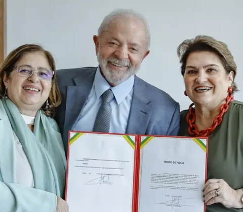Imagem do post Lula empossa Márcia Lopes no Ministério das Mulheres