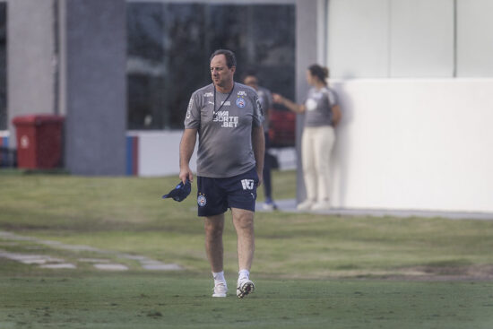 Bahia tem conversas avançadas para renovar contrato com Rogério Ceni por mais dois anos