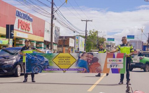 Imagem do post STT de Camaçari encena acidentes de trânsito em ação educativa do Maio Amarelo