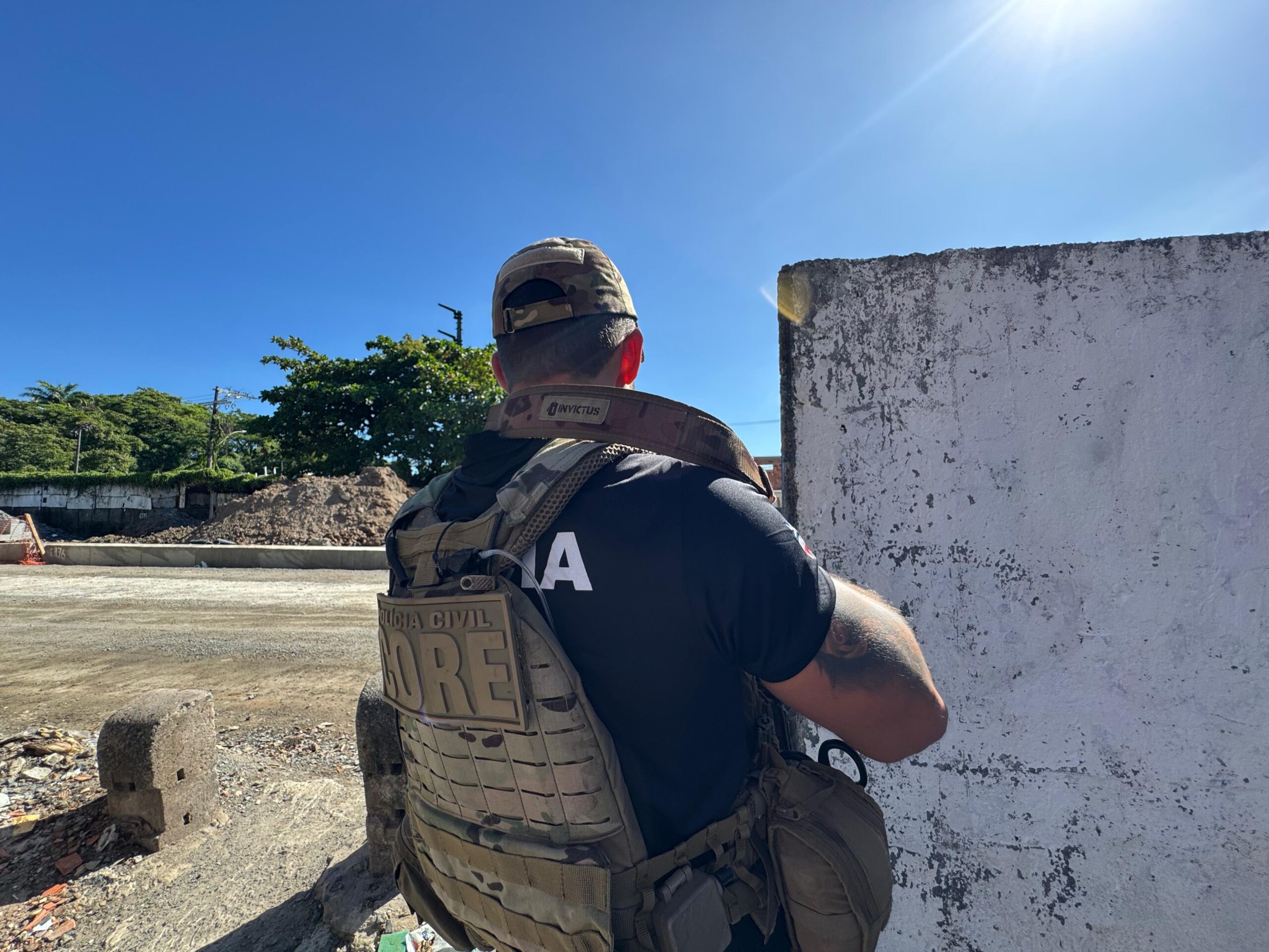 Eunápolis: suspeito de atirar em motorista de presídio é preso