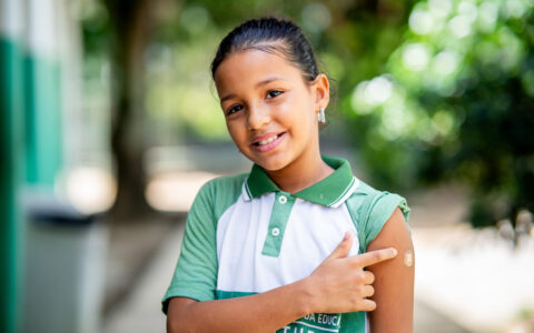 Imagem do post Camaçari: programa municipal impulsiona saúde escolar com vacinação e educação preventiva