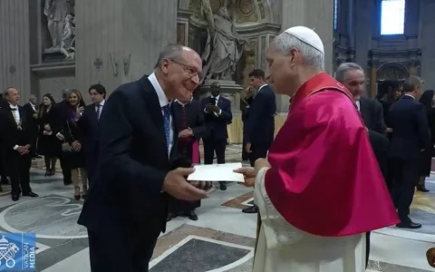Imagem do post Alckmin entrega ao Papa convite para visitar o Brasil durante a COP30