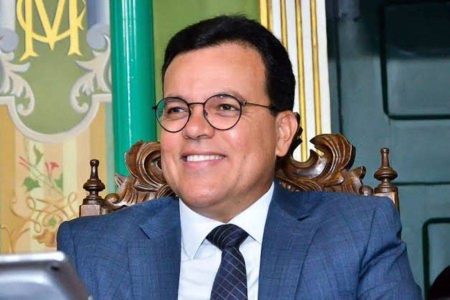 Vereador de Salvador passa por cirurgia emergência e é internado em UTI